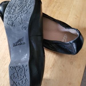 Dansko flats